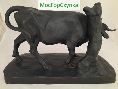 Статуэтка Корова — Чугун - Куса до 1917 года — 28х16х12 см
